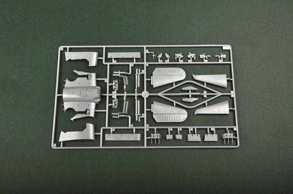 Hobby Boss 80361 British Fleet Air Arm Hellcat Mk.II 1/48 – immagine 3