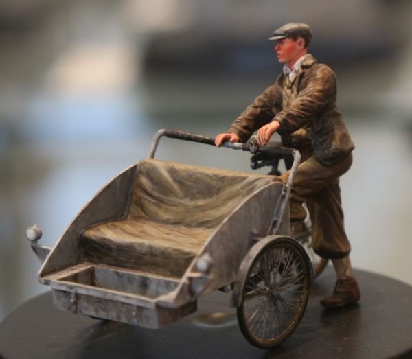 ToRo Model 35F106 Lata Czterdzieste - Rikszarz /The Forties - Rickshaw driver 1/35 – immagine 3