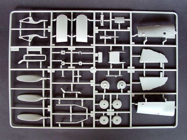 Trumpeter 02409 Messerschmitt Bf109 G-10 1/24 – Bild 5