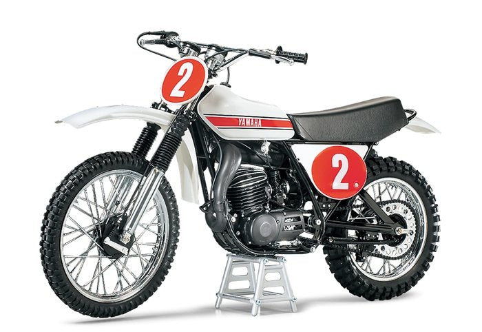 Tamiya 16036 Yamaha Motocrosser YZ250 1/6 – imagen 2