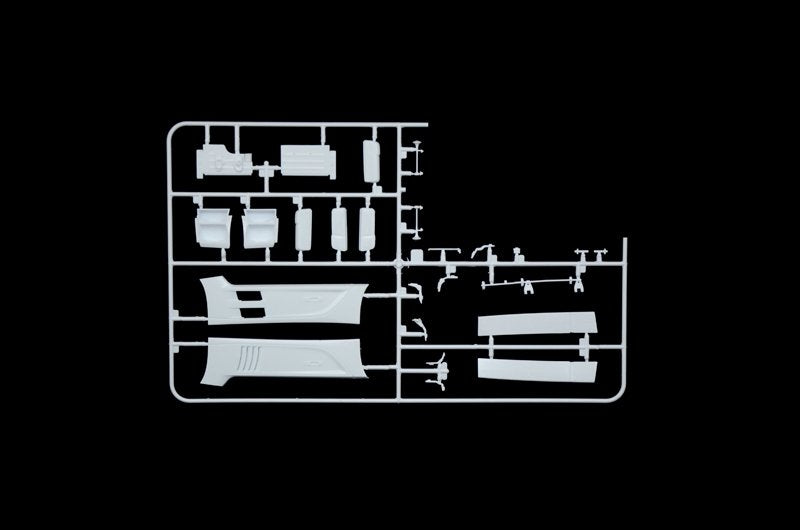 Italeri 3948 MERCEDES-BENZ MP4 BIG SPACE 1/24 – zdjęcie 7