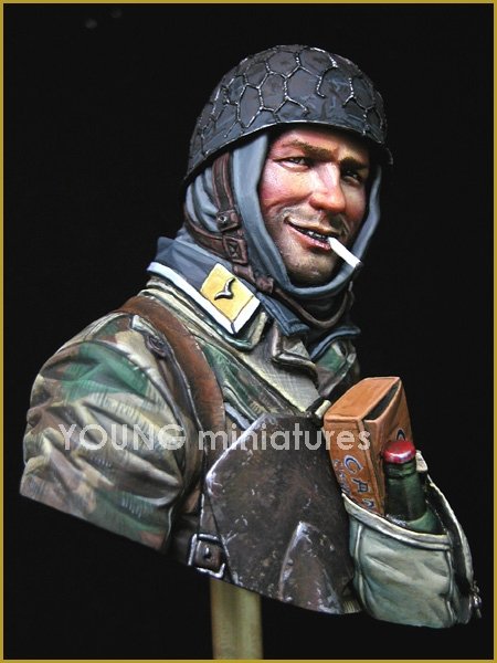 Young Miniatures YM1828 German Fallschirmjager Ardennes 1944 1/10 – image 3