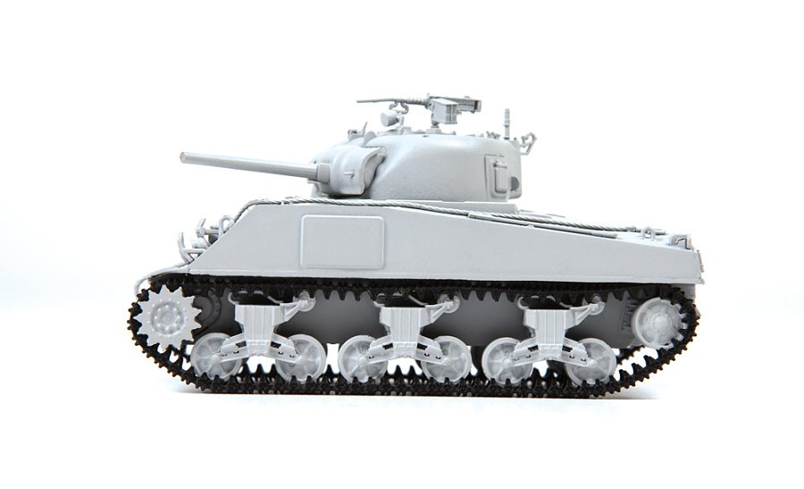 Zvezda 5063 M4A2 &amp;quot;Sherman&amp;quot; 75mm Medium Tank 1/72 – Bild 3