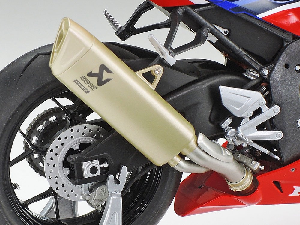 Tamiya 14138 Honda CBR1000RR-R FIREBLADE SP 1/12 – zdjęcie 10
