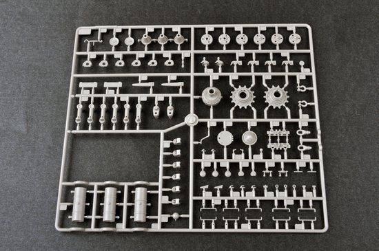 Trumpeter 05588 Soviet JS-2 Heavy Tank 1/35 – immagine 9