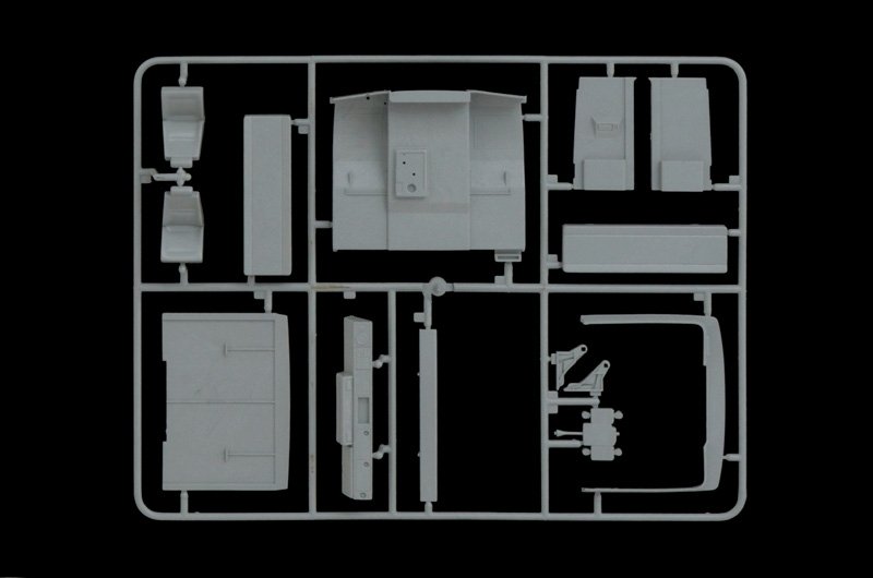 Italeri 3902 BERLIET R352ch RENAULT R360 1/24 – imagen 8