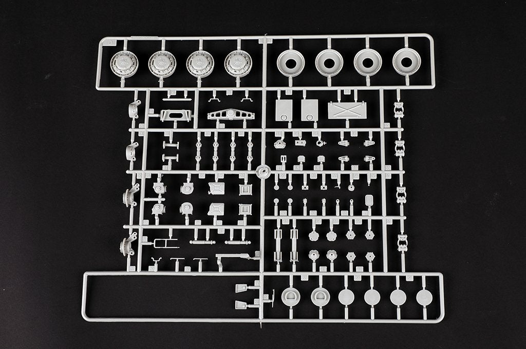 Trumpeter 01090 KZKT-74282 Heavy Tractor 1/35 – imagen 12