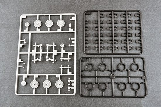 Trumpeter 01063 M4 Command and Control Vehicle (C2V) 1/35 – immagine 13