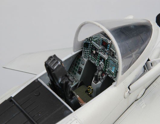 Trumpeter 02278 EF-2000A Eurofighter Typhoon 1/32 – immagine 3