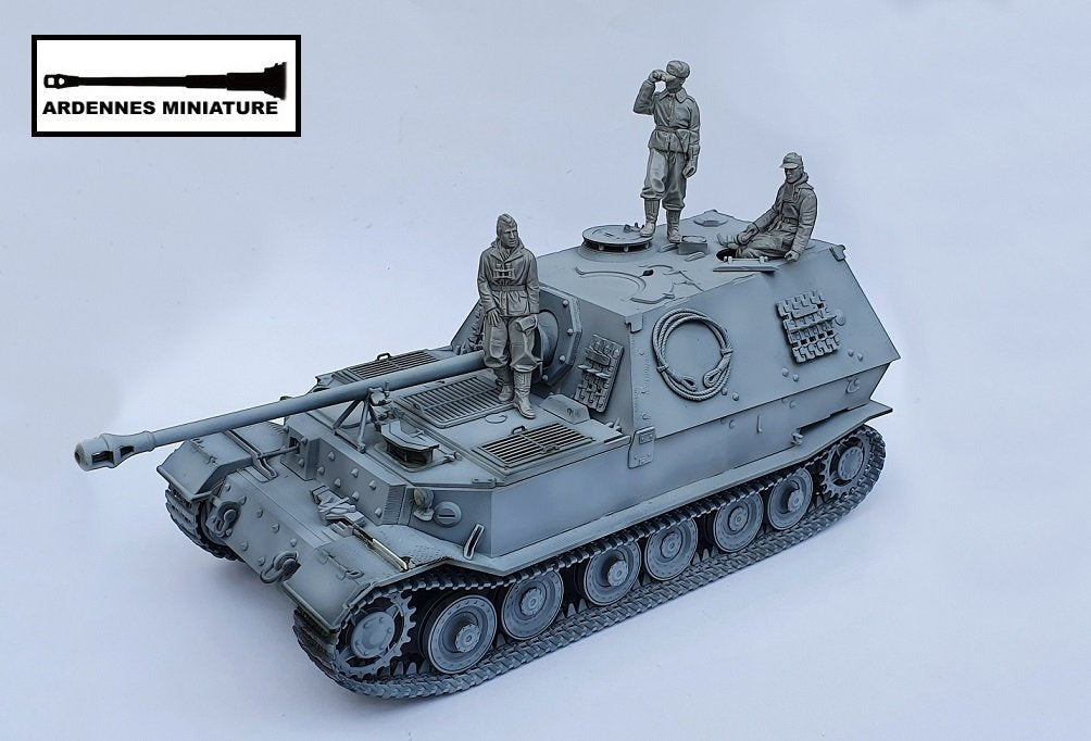 Ardennes Miniature 35012 ON THE HUNT 1/35 – image 2