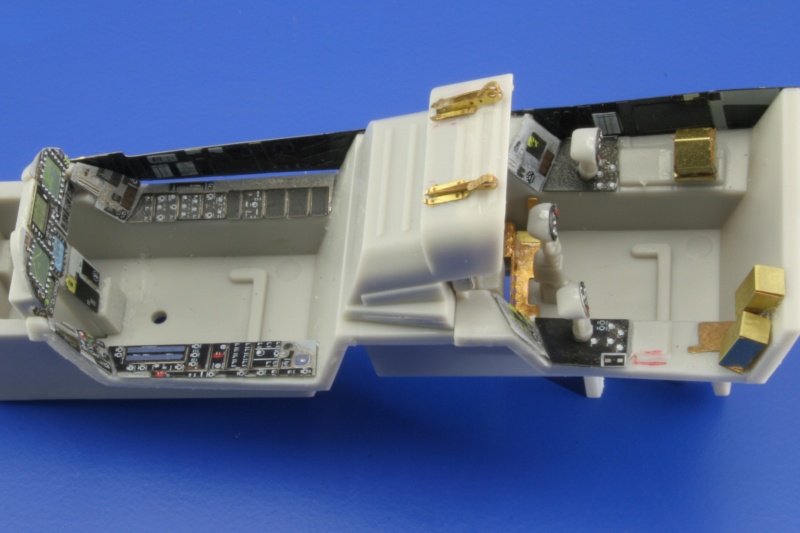 Eduard 49334 F/ A-18F interior 1/48 Hasegawa – Bild 5