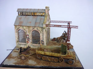 RT-Diorama 35292 Diorama-Base: &amp;quot;Railroad Shed&amp;quot; 1/35 – imagen 10