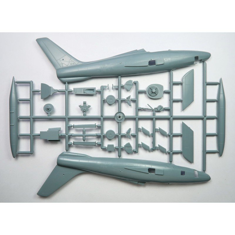 Sword 72117 RF-84F Thunderflash 1/72 – zdjęcie 5