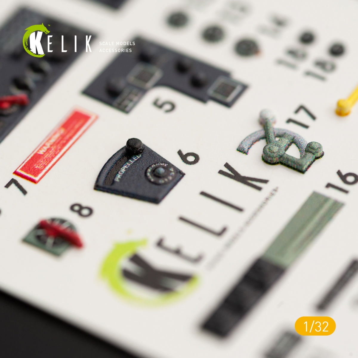 Décalcomanies 3D intérieures KELIK K32005 pour maquette Trumpeter au 1/32 – image 6
