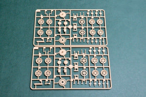 Hobby Boss 82477 Hungarian Light Tank 38M Toldi I(A20) 1/35 – Bild 6