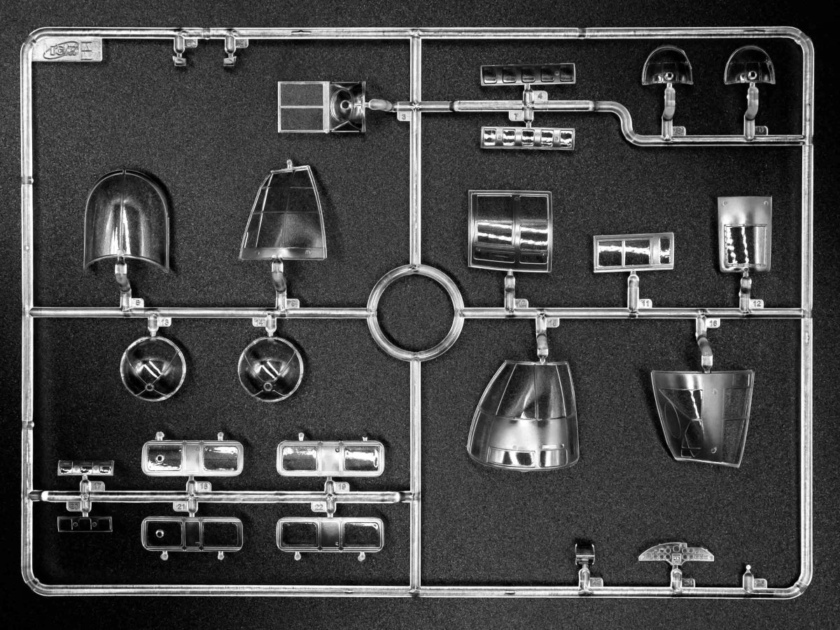 ICM 48268 Captured Heinkel 1/48 – immagine 12