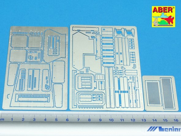 Aber 35A077 Engine upper deck for heavy armoured Car Sd. Kfz. 234 1/35 – Bild 2