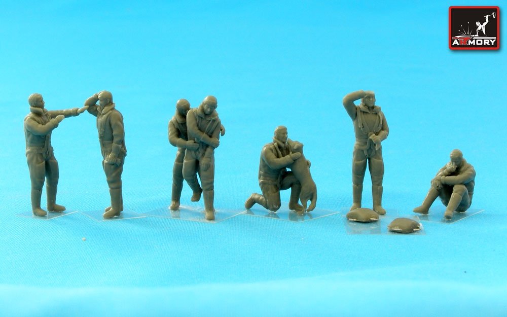 Armory Models F7224 RAF WWII heavy bomber crew in high altitude outfit, full set 1/72 – Bild 2