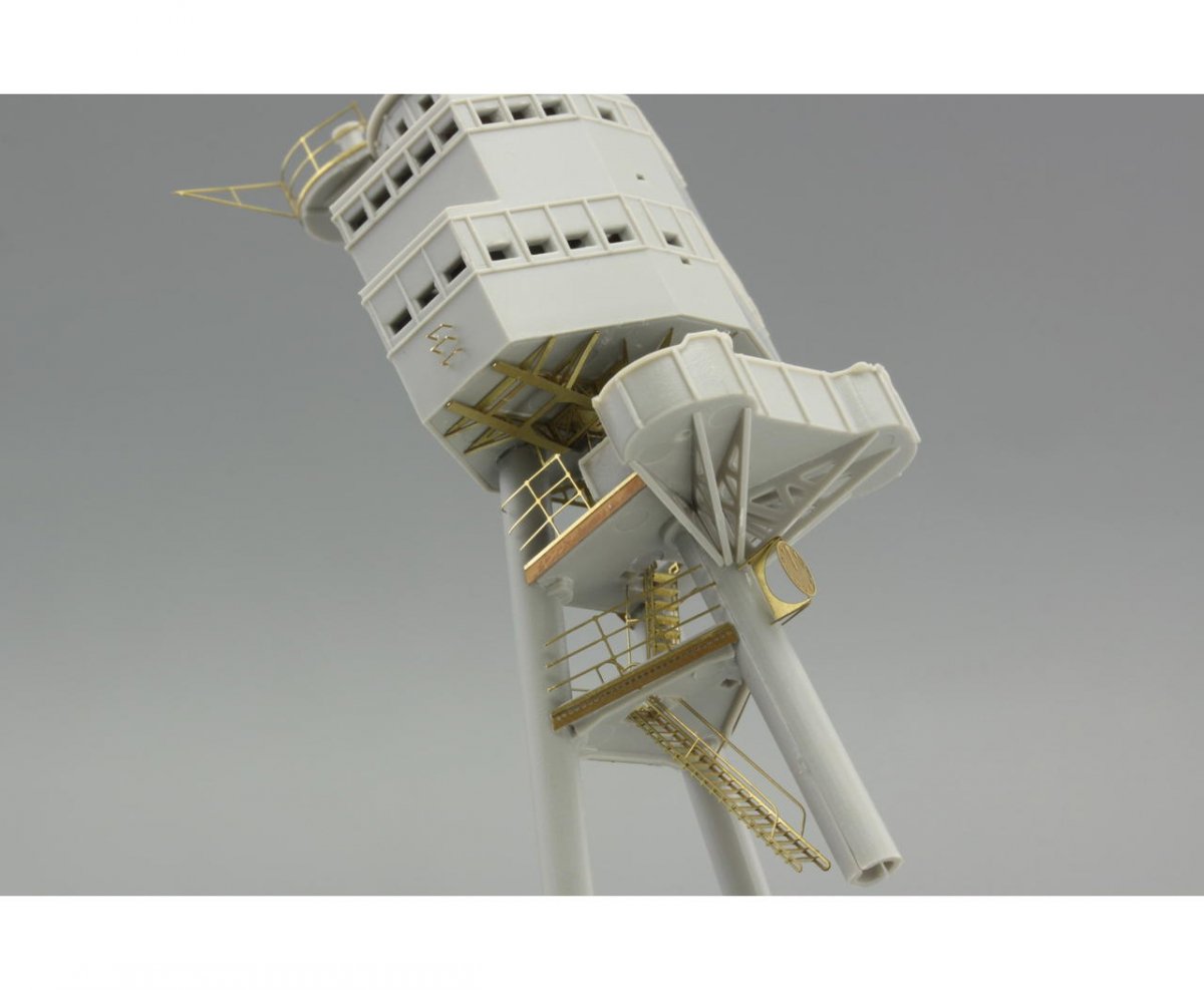Eduard 53110 USS Arizona part 4 - main top TRUMPETER 1/200 – immagine 3