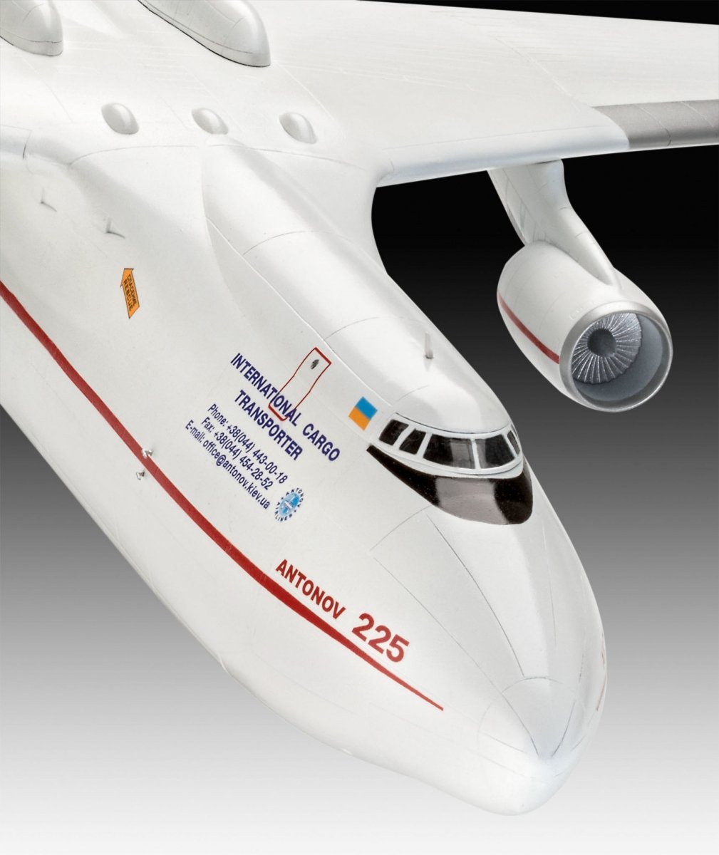 Revell 04957 Antonov An-225 Mrija 1/144 – Bild 3