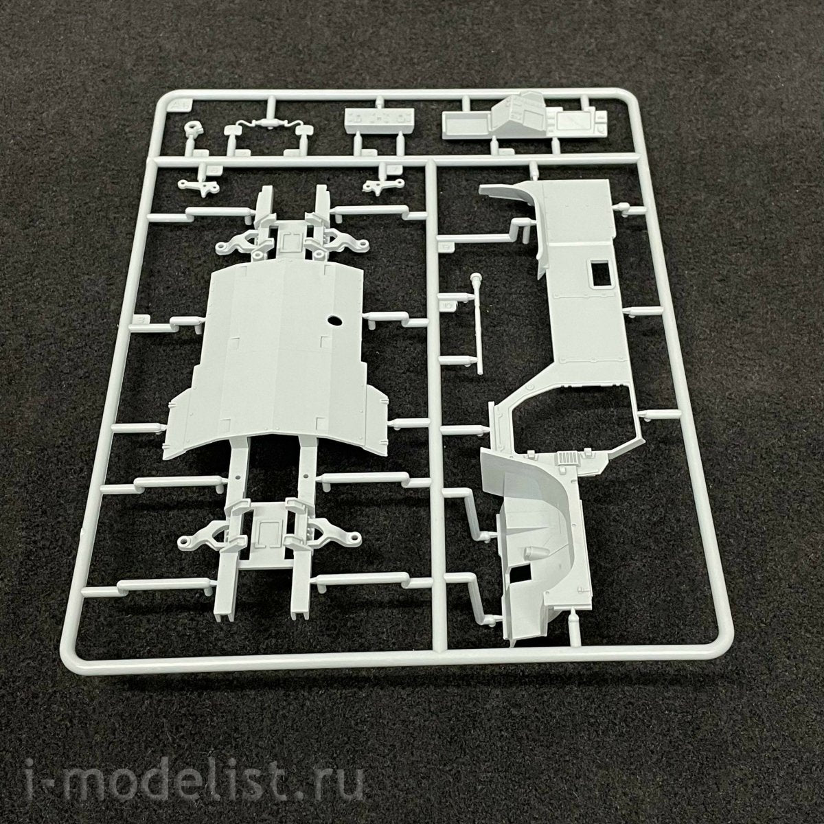 RPG Model 35022 Typhoon-VDV K-4386 w/ 32V01 RCWS 1/35 – zdjęcie 9
