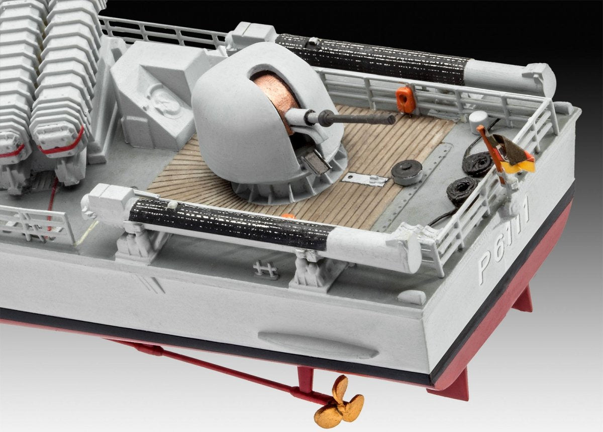 Revell 05148 Fast Attack Craft Albatros classe 143 (1/144) – image 6