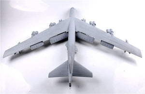 Modelcollect UA72200 B-52H US Stratofortress Bombardier stratégique 1/72 – image 4