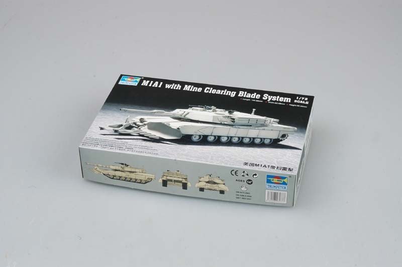 Trumpeter 07277 M1A1 with Mine Clearing Blade System 1/72 – Bild 2