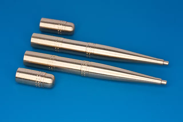 RB Model 32AB09 20mm Hispano cannons for Spitfire (wing E &amp;amp; C) 2 x cannons &amp;amp; 2 gaps 1/32 – Bild 4