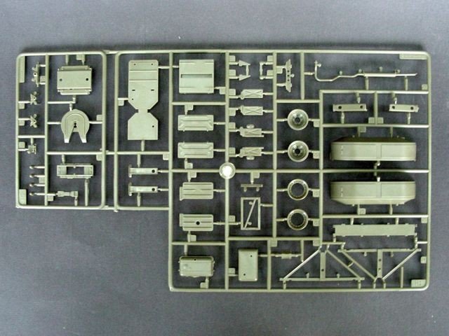 Trumpeter 00205 HQ-2 Missile With Loading Cabin 1/35 – immagine 12