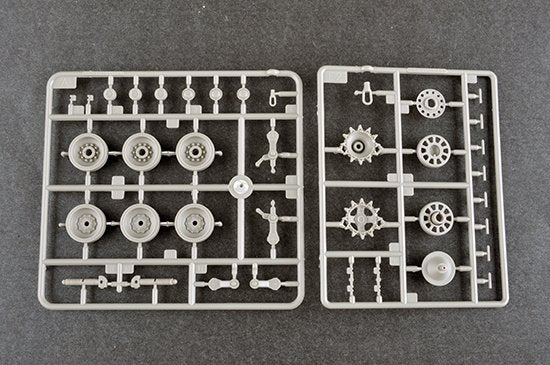 Trumpeter 09521 Russian S-300V 9A85 SAM 1/35 – Bild 6
