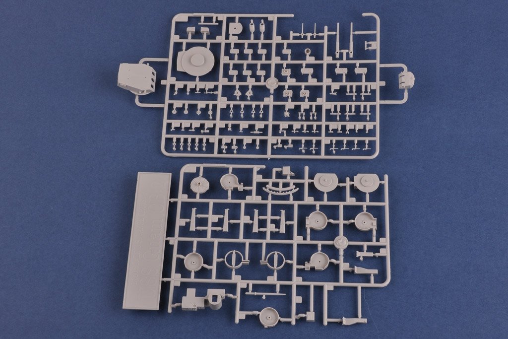 Hobby Boss 86514 USS Guam CB-2 1/350 – Bild 5