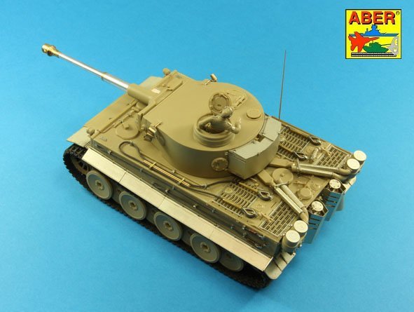 Aber 35K26 Pz.Kpfw. VI Ausf.E ( i.Kfz.181) Tiger I – s.PzAbt. 501 in Tunisia 1/35 – imagen 8