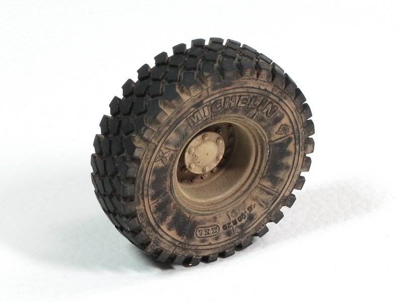 E.T. Model ER35-043 Modern“Buffale&amp;quot;6X6 MPCV(2004-2006 Production)Weighted Road Wheels For Bronco 35100 1/35 – immagine 3