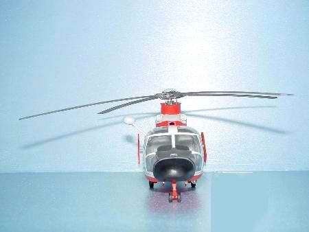 Trumpeter 02816 AEROSPATIALE SA365N DAUPHIN 2 1/48 – image 3