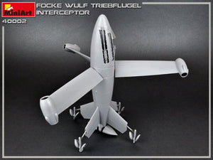 MiniArt 40002 INTERCEPTEUR FOCKE WULF TRIEBLUGEL 1/35 – image 3