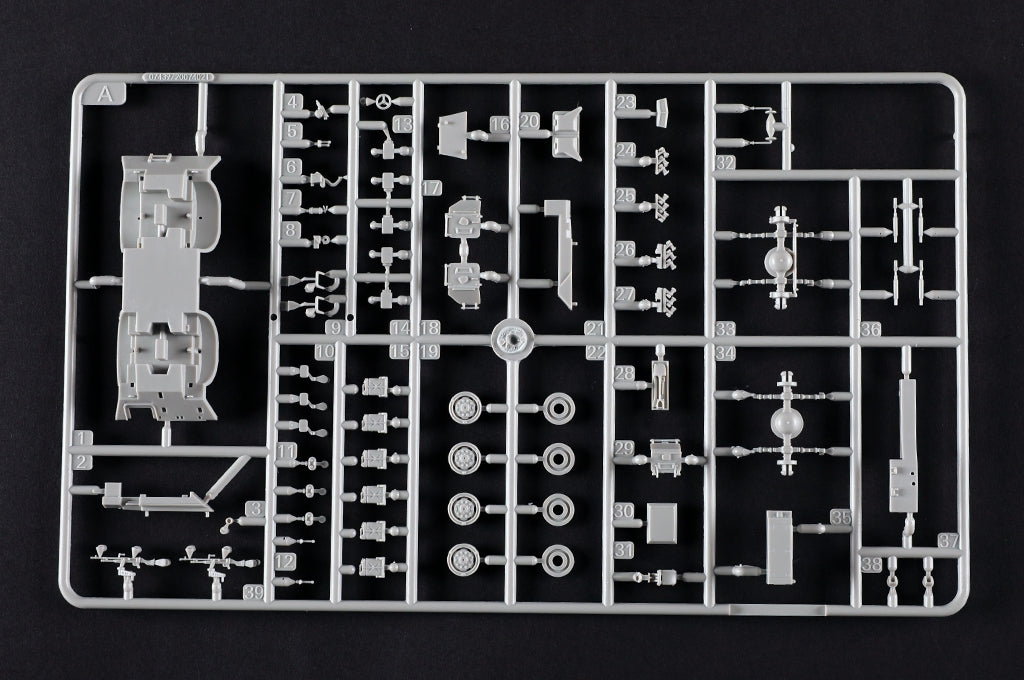 Trumpeter 07442 LAV-150 APC 90mm Mecar Gun 1/72 – Bild 8