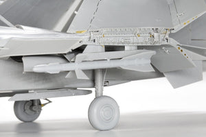 MiniBase 8001 SU-33 Flanker-D 1/48 – Bild 17