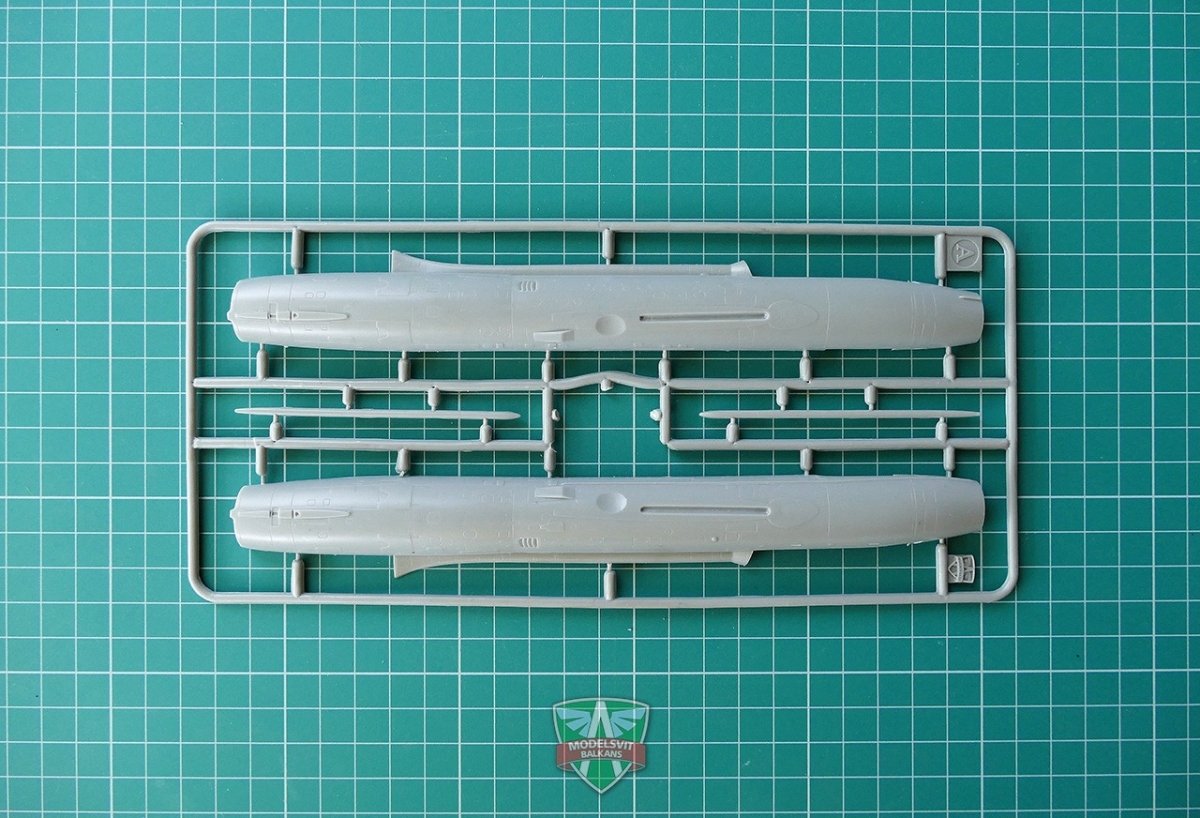 Modelsvit 72005 Sukhoi Su-7U (Trainer) 1/72 – imagen 7