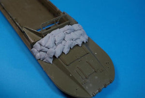 Panzer Art RE35-243 Sand armor for “DUKW” 1/35 – image 2