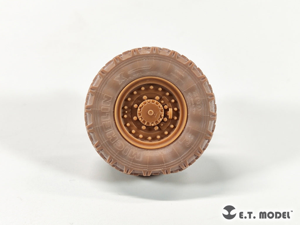 E.T. Model P35-149 U.S.Army Stryker Armored Vehicle Sagged Wheels For AFV CLUB kit 1/35 – Bild 9