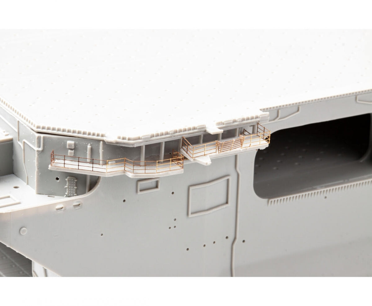 Eduard 53321 USS Wasp LHD-1 part 4 Trumpeter 1/350 – immagine 3