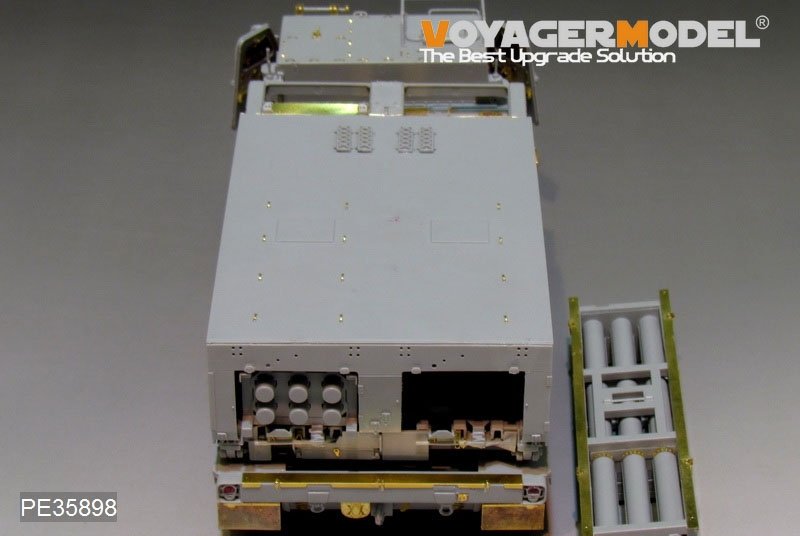 Voyager Model PE35898 Modern US M270A1 Mittlere Artillerie Racketen System Basic for TRUMPETER 1/35 – immagine 8