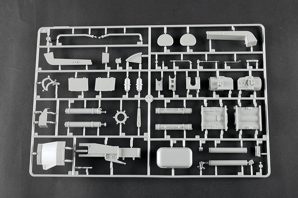 Trumpeter 00944 Pz.Kpfw.VI Ausf.E Sd.Kfz.181 Tiger I (Medium Production) 1/16 – immagine 38