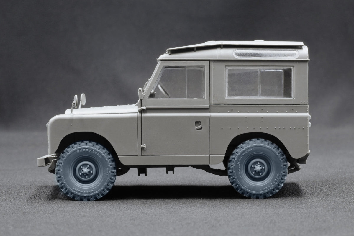 ScaleX WM 35021 L. Rover 88 7.5 big Ordinary wheel set (for AK-Interactive) 1/35