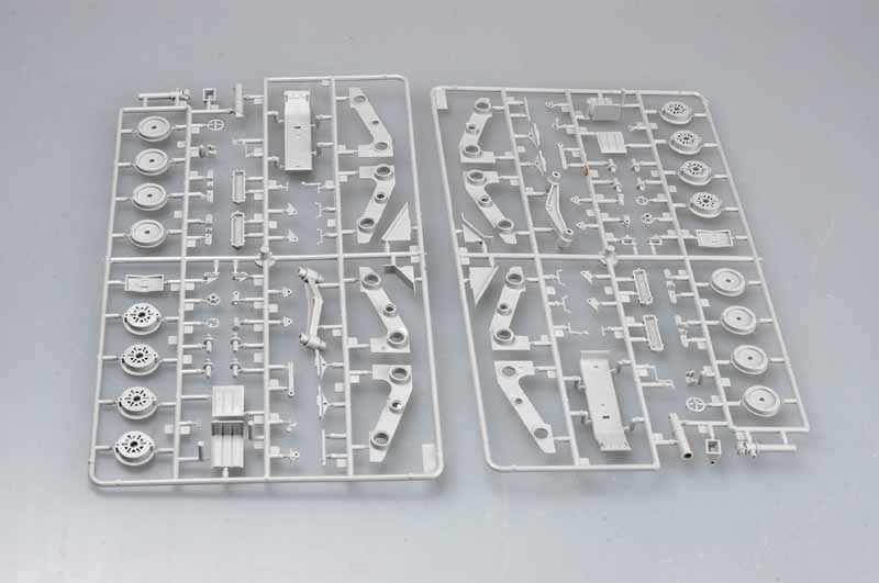 Trumpeter 00212 MAZ-537G Late Production type with MAZ/ChMZAP-5247G semitraii 1/35 – immagine 13