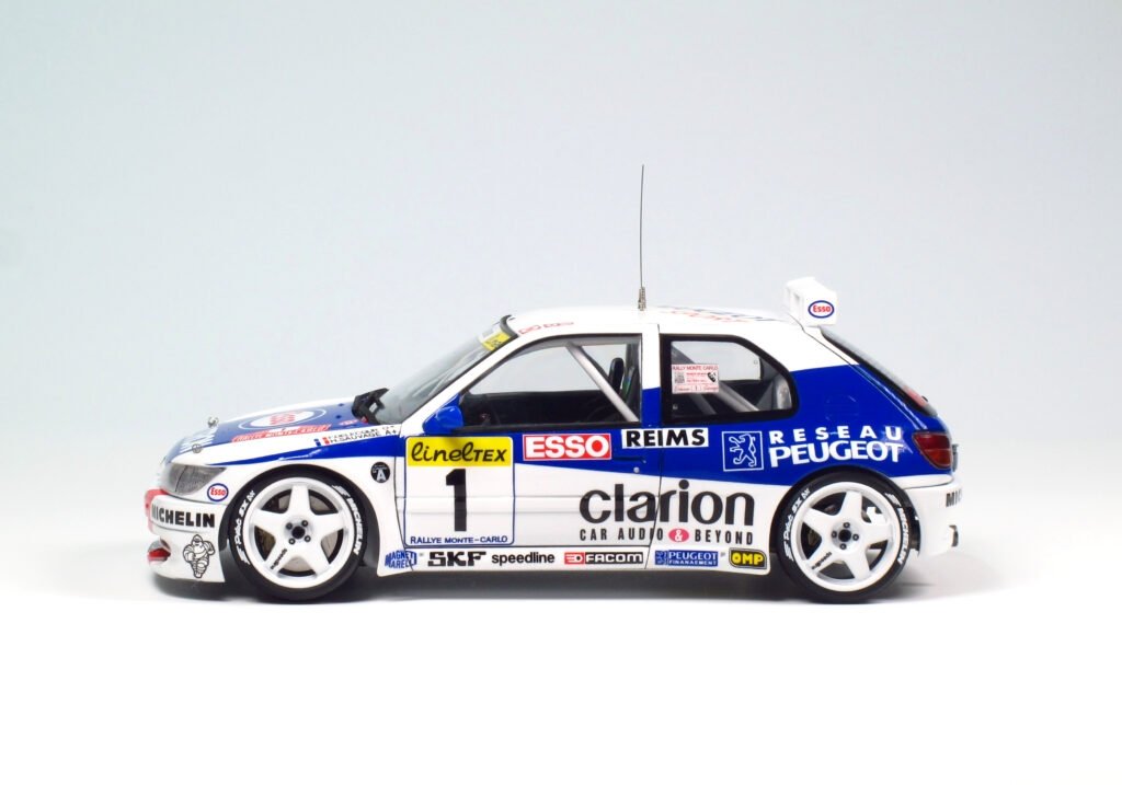 NuNu PN24009 Peugeot 306 MAXi ’96 MONTE CARLO RALLY 1/24 – Bild 5