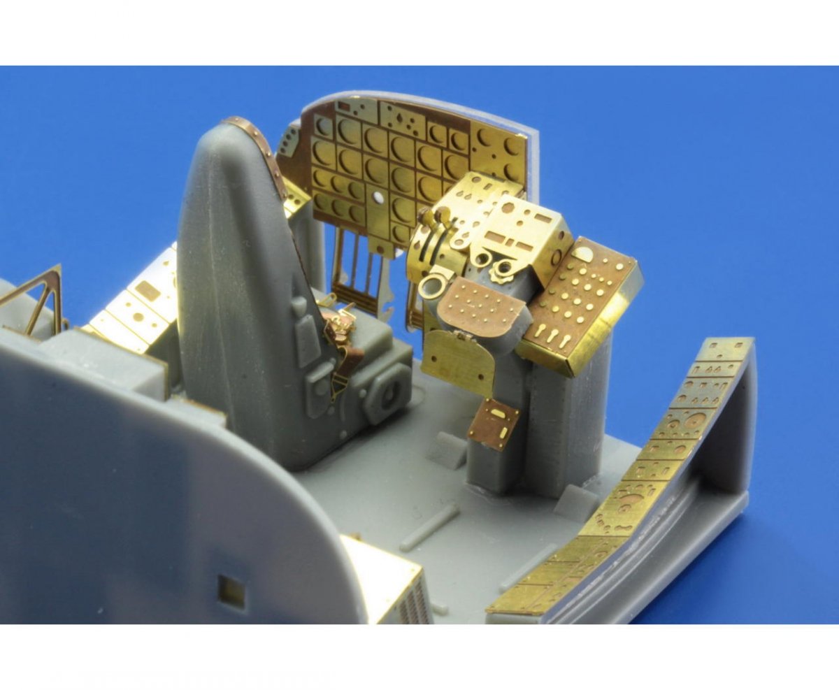 Eduard 49665 A3D-2 interior S. A. TRUMPETER 1/48 – Bild 5