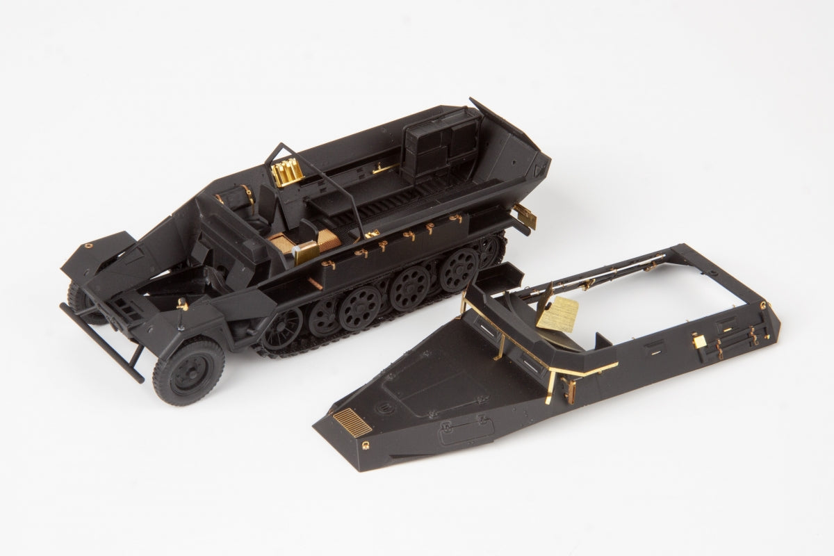 Eduard 36518 Sd. Kfz. 251/18 Ausf. A ICM 1/35 – zdjęcie 3