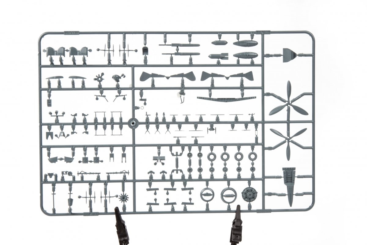 Eduard 7463 Fw 190A-8 standard wings 1/72 – imagen 6